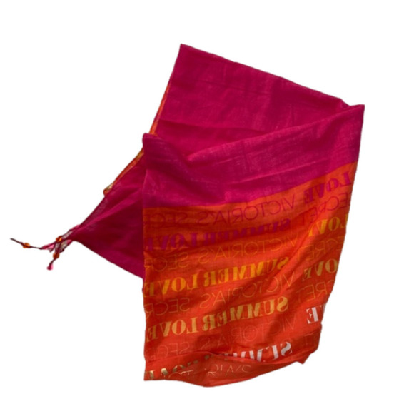 VICTORIA’S SECRET SUMMER LOVE SCARF - 39” X 69 1/2” - Picture 2 of 5